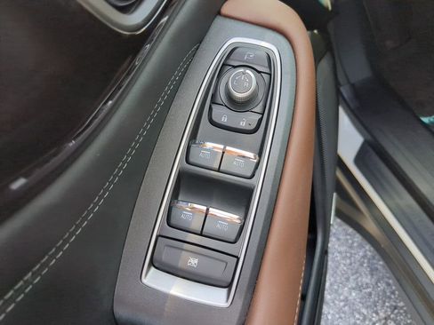 Used 2022 Subaru Outback Touring XT w/ Tech Package 3 AWD/4WD image 19