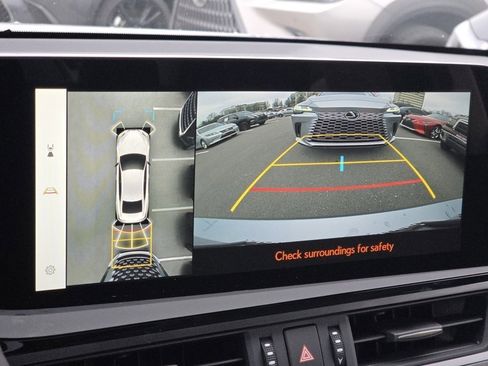 New 2025 Lexus ES 350 Ultra Luxury image 12