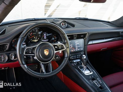 Used 2019 Porsche 911 Carrera GTS image 24