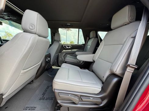 Used 2023 GMC Yukon SLT RWD image 39