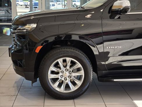 Used 2024 Chevrolet Tahoe Premier w/ Premium Package AWD/4WD image 9