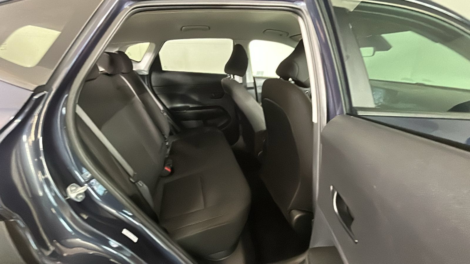 Used 2025 Hyundai Kona SEL FWD image 34