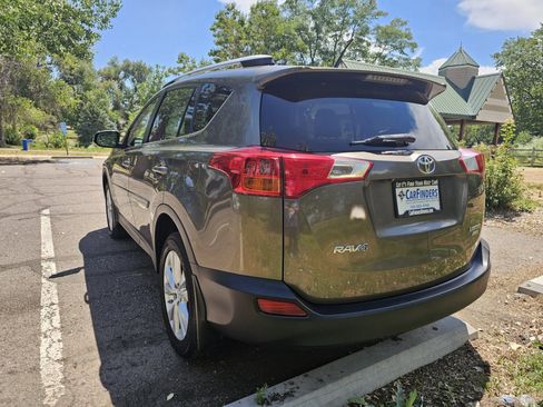 Used 2014 Toyota RAV4 Limited w/ Technology Package AWD/4WD image 3