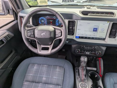 New 2025 Ford Bronco Heritage Edition image 16
