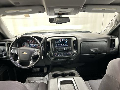 Used 2018 Chevrolet Silverado 1500 LT w/ All Star Edition AWD/4WD image 18