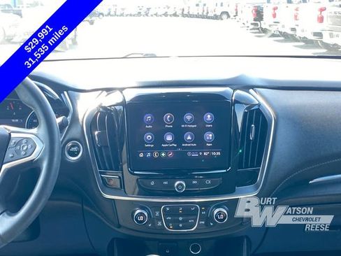 Used 2023 Chevrolet Traverse LT FWD image 22