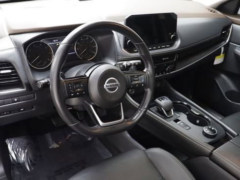 Used 2021 Nissan Rogue SL w/ Premium Package image 7