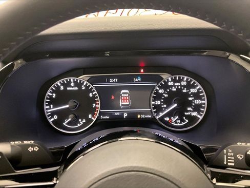 Certified 2025 Nissan Pathfinder SL image 20