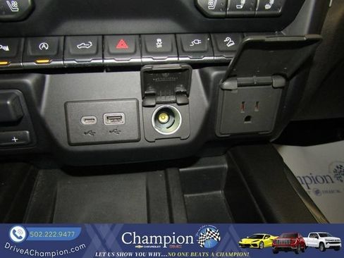 Used 2021 GMC Sierra 1500 Denali w/ Denali Ultimate Package AWD/4WD image 50