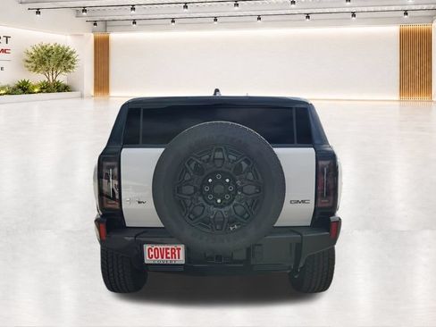 New 2026 GMC Hummer EV SUV AWD/4WD image 11