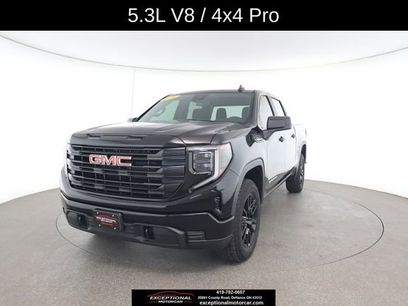Used 2024 GMC Sierra 1500 Pro w/ Graphite Edition