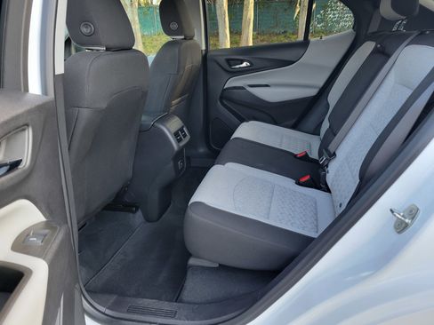 Certified 2024 Chevrolet Equinox LS w/ LS Convenience Package image 29