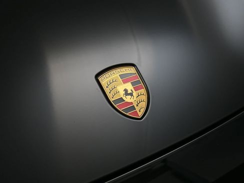 Used 2023 Porsche Cayenne Turbo S image 13