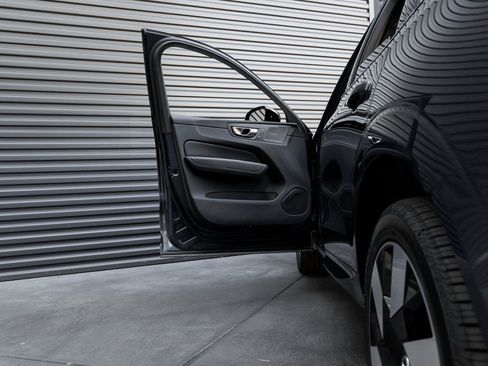 Used 2024 Volvo XC60 T8 Plus w/ Climate Package image 14