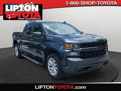 Used 2020 Chevrolet Silverado 1500 Custom w/ Custom Value Package RWD image 1