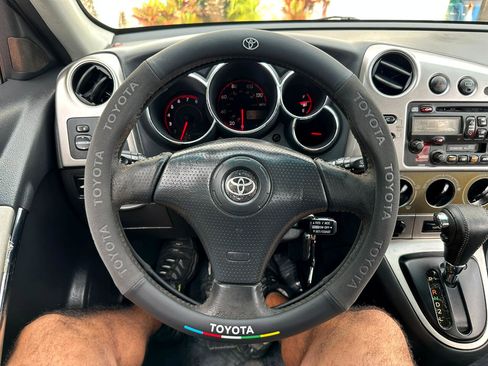 Used 2004 Toyota Matrix image 26