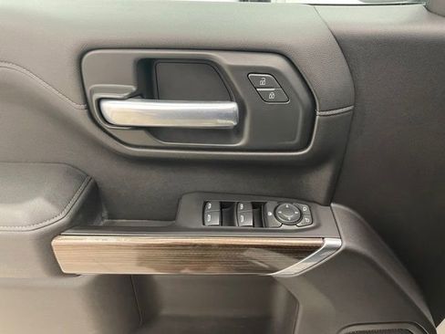 Used 2020 Chevrolet Silverado 1500 LT w/ All-Star Edition AWD/4WD image 11