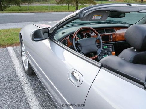 Used 2001 Jaguar XK8 Convertible image 63