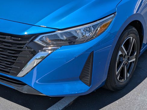 Used 2025 Nissan Sentra SV image 9