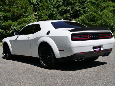 Used 2022 Dodge Challenger R/T Scat Pack RWD image 7