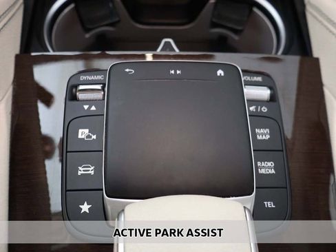 Used 2021 Mercedes-Benz GLS 450 4MATIC image 7