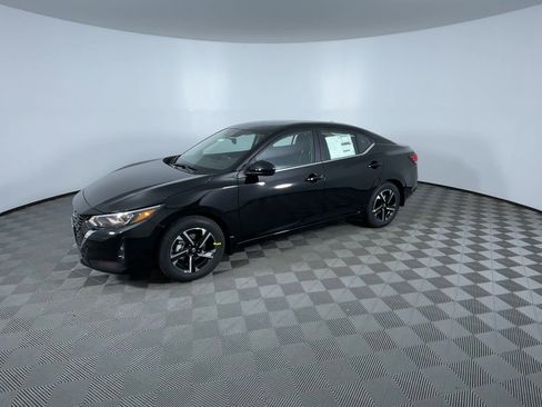 New 2025 Nissan Sentra SV image 4