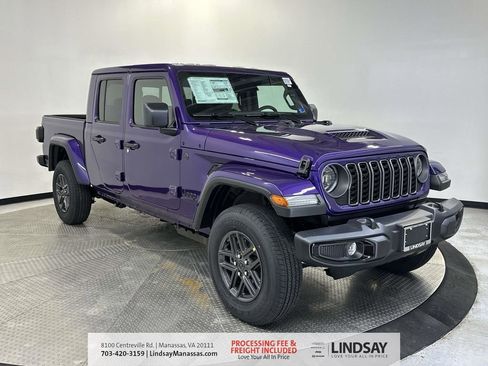 New 2026 Jeep Gladiator Sport image 1