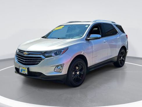 Used 2021 Chevrolet Equinox Premier AWD/4WD image 3