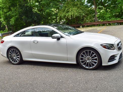 Used 2020 Mercedes-Benz E 450 Coupe w/ AMG Line image 11