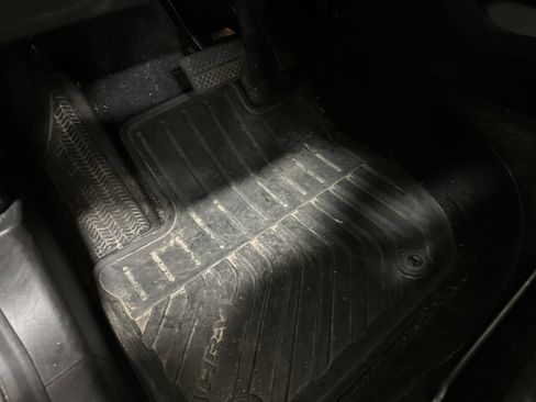 Used 2016 Honda HR-V EX image 17