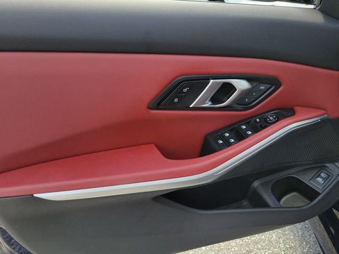 Used 2024 BMW 330i 330i w/ M Sport Package image 17