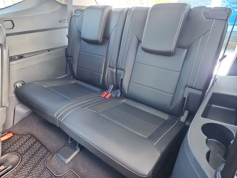 Certified 2023 Volkswagen Atlas SE image 33