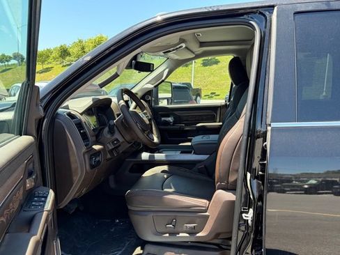 New 2026 RAM 2500 Limited AWD/4WD image 15