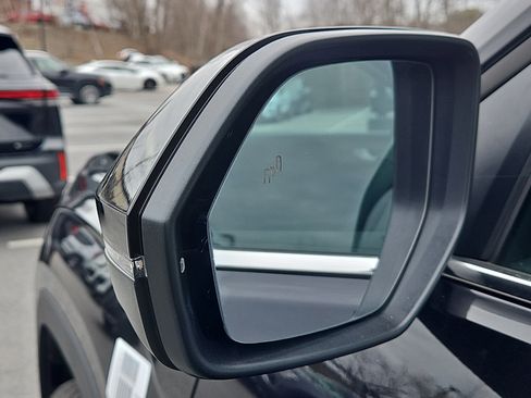 New 2026 Volkswagen Atlas SE image 5