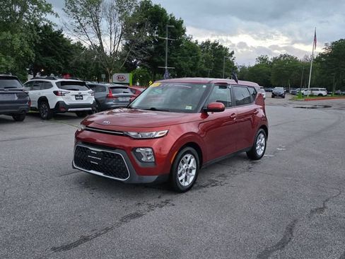 Certified 2021 Kia Soul S FWD image 4