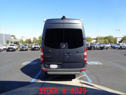 Used 2014 Mercedes-Benz Sprinter 2500 image 4