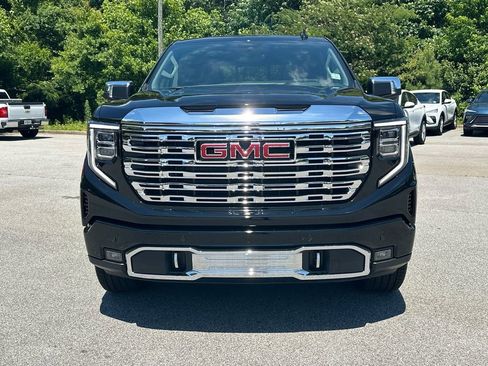 New 2026 GMC Sierra 1500 Denali w/ Denali Reserve Package AWD/4WD image 3