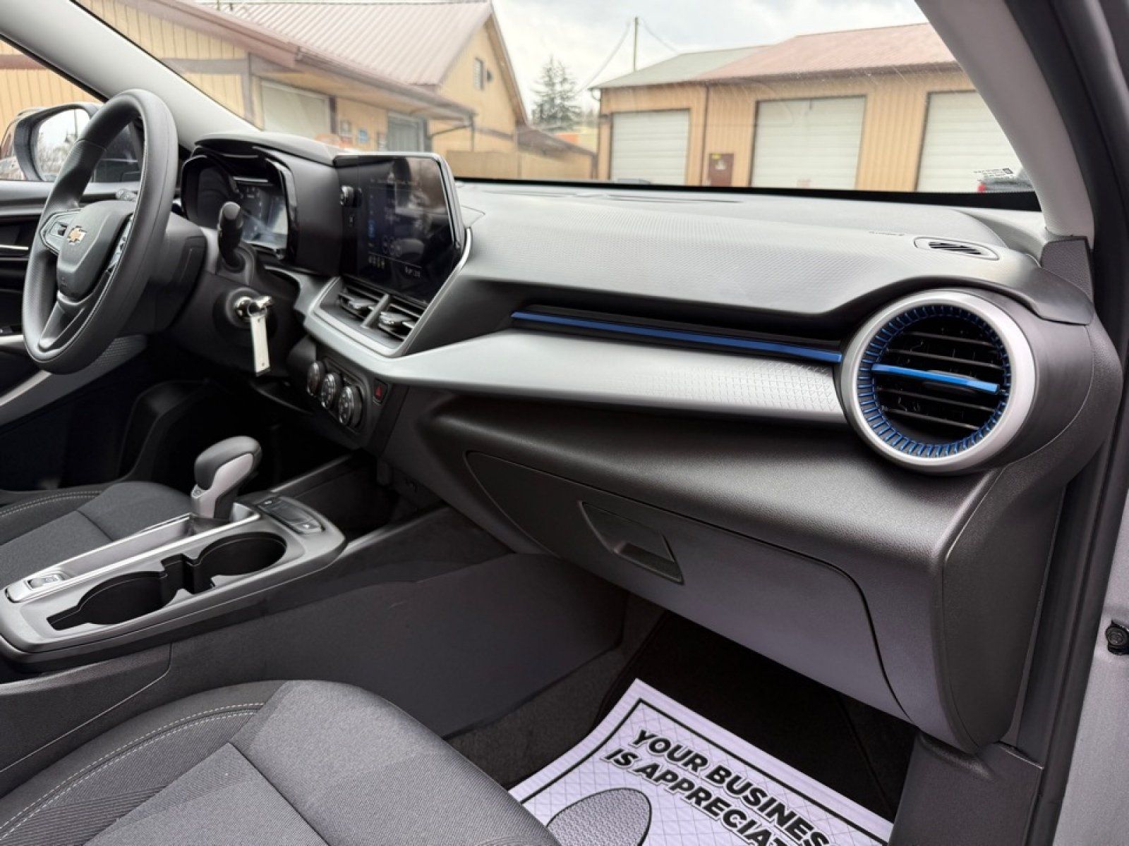 Used 2026 Chevrolet Trax LS w/ Driver Confidence Package FWD image 23