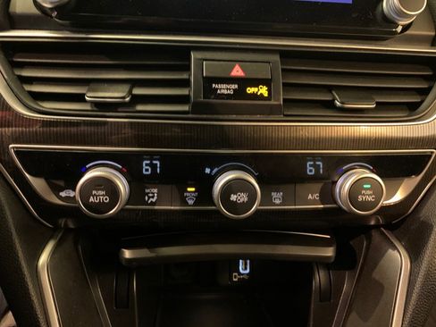 Used 2020 Honda Accord Sport image 41