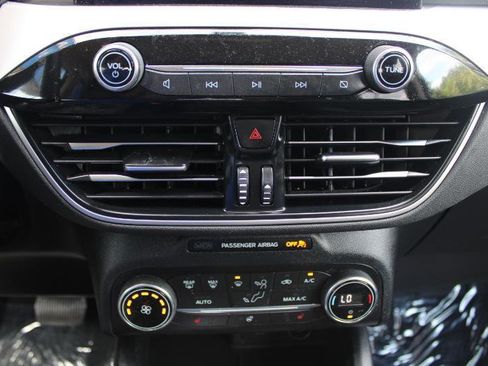 Used 2020 Ford Escape SEL FWD image 15