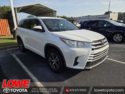 Used 2018 Toyota Highlander LE
