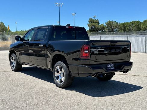 New 2026 RAM 1500 Express RWD image 4