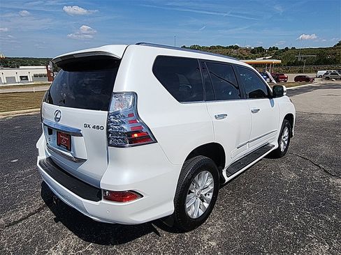 Used 2017 Lexus GX 460 image 8