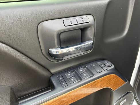 Used 2017 Chevrolet Silverado 1500 LTZ w/ Texas Edition image 16