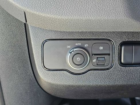 Used 2025 Mercedes-Benz Sprinter 2500 image 31