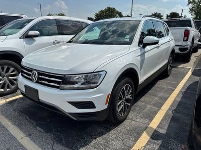 Used 2019 Volkswagen Tiguan SE w/ Panoramic Sunroof Package