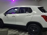 Used 2020 Chevrolet Trax LS w/ Tint and Cruise Package image 5
