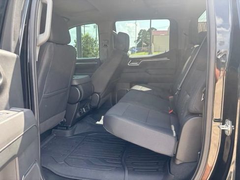 Used 2025 GMC Sierra 1500 SLE AWD/4WD image 12