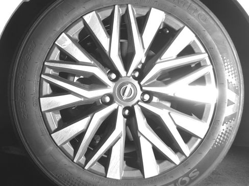 Used 2025 Nissan Altima 2.5 SV image 12