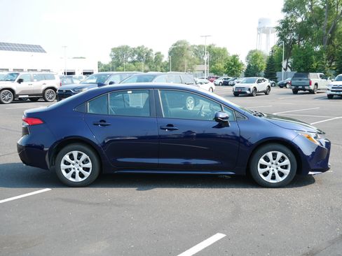 Used 2026 Toyota Corolla LE FWD image 8